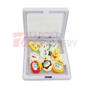 DH-6943 CHIIKAWA CARTOON DECO RESIN